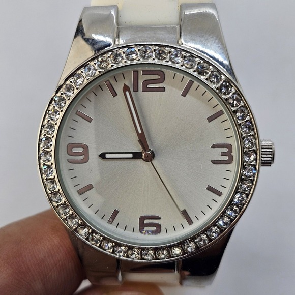 Women's Watch 36MM Gray Dial Crystal Bezel White Plastic Bands New Battery - Picture 2 of 13